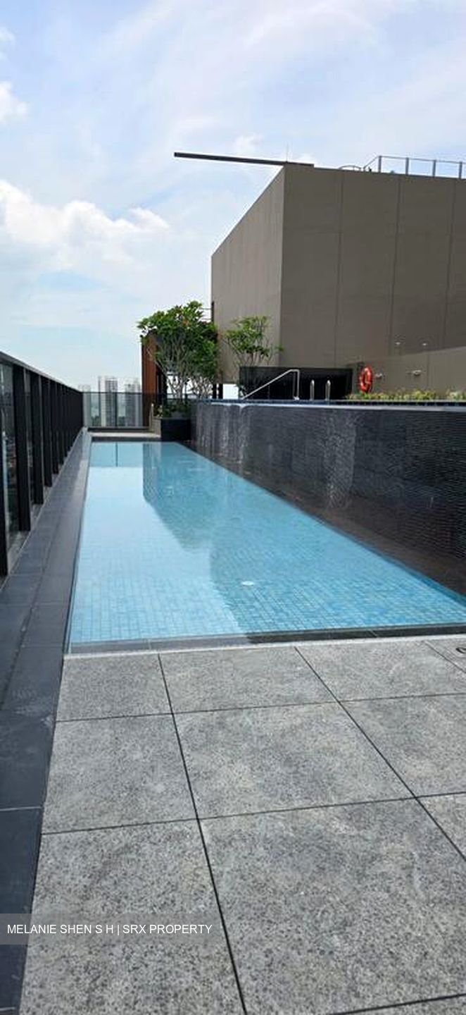 Liv @ Mb (D15), Condominium #456136791